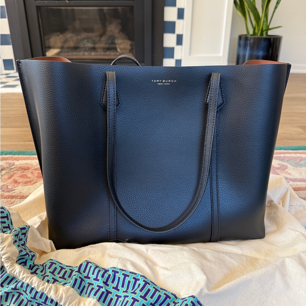 Tory Burch leather tote bag NWOT